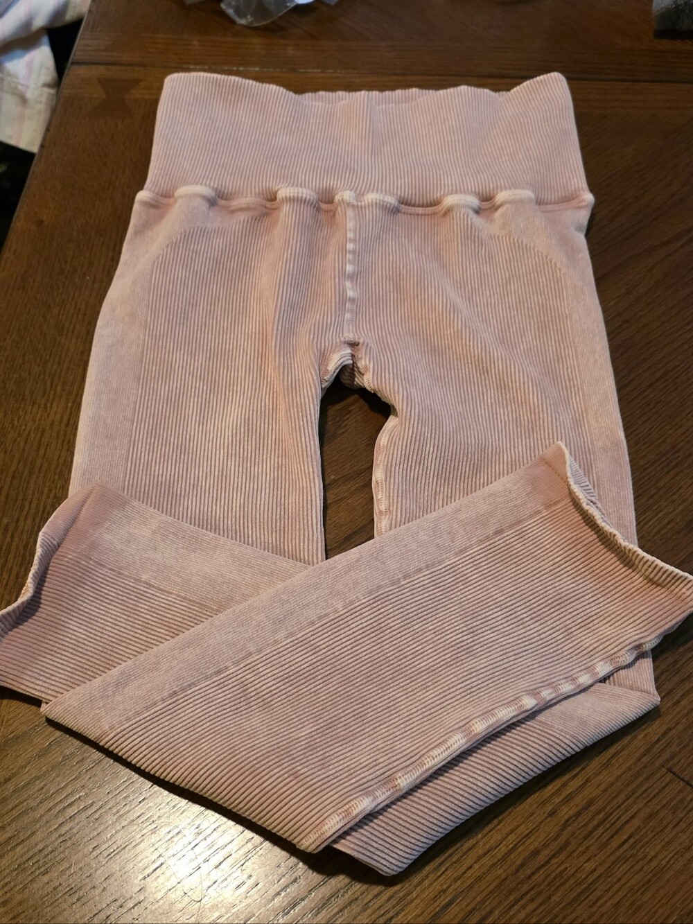 Free People Movement 7/8 Ribbed Knit Leggings . NWOT. Stone Wash Pink. M/L
